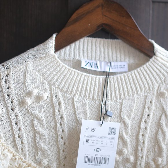 NWT Ruffled Knit Sweater. - Picture 8 of 11
